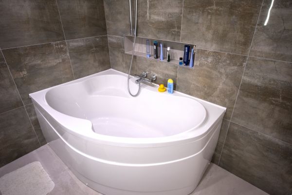 Large Bathtub Installation in Galena